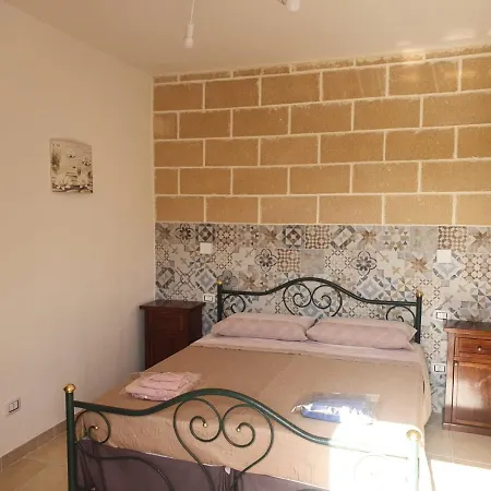 Le Anfore Del Salento Alojamento de Acomodação e Pequeno-almoço